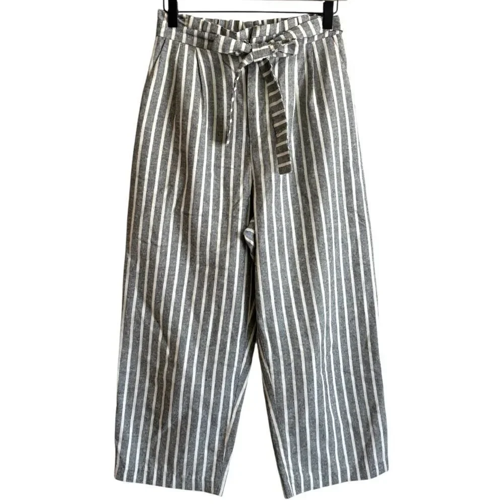 Heartloom Pinstripe Cropped Pants Medium